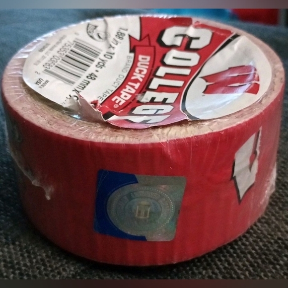 University Of Wisconsin Badgers Duck Brand Duct Tape - Picture 4 of 5
